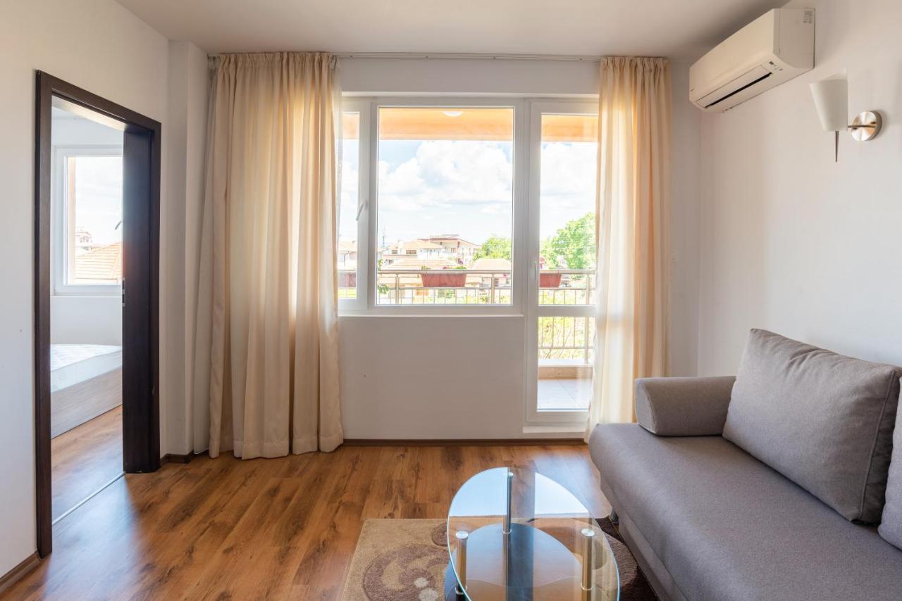 Boutique Wellness Hotel Ambrosia Chernomorets Bagian luar foto