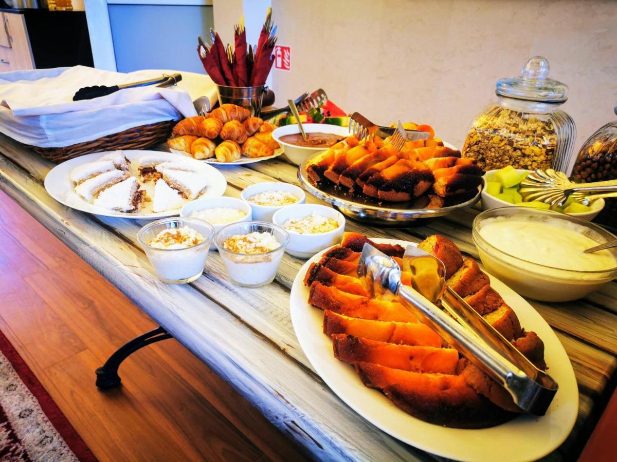 Boutique Wellness Hotel Ambrosia Chernomorets Bagian luar foto