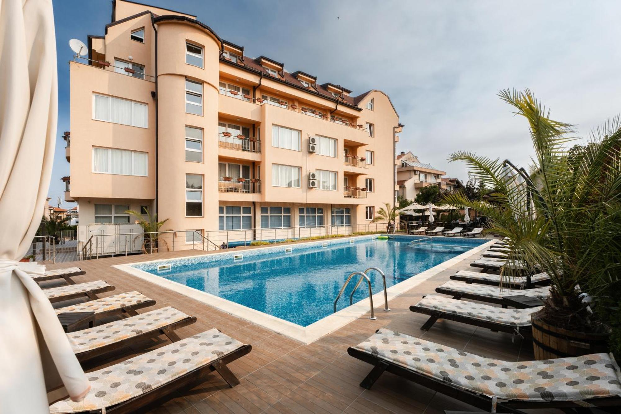 Boutique Wellness Hotel Ambrosia Chernomorets Bagian luar foto